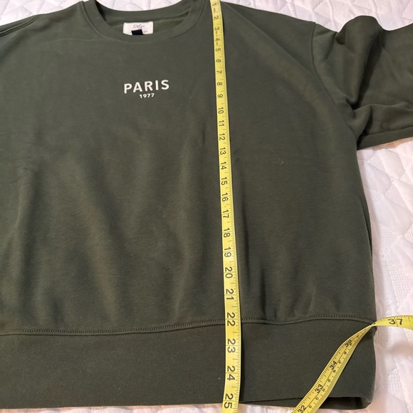 NWOT American Eagle Sweatshirt - Picture 6 of 7